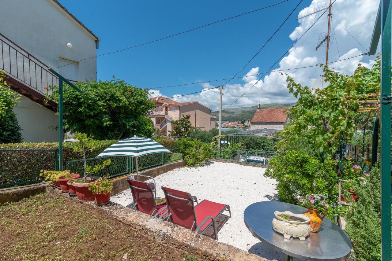 Apartment Hrabar Longo Traù Esterno foto
