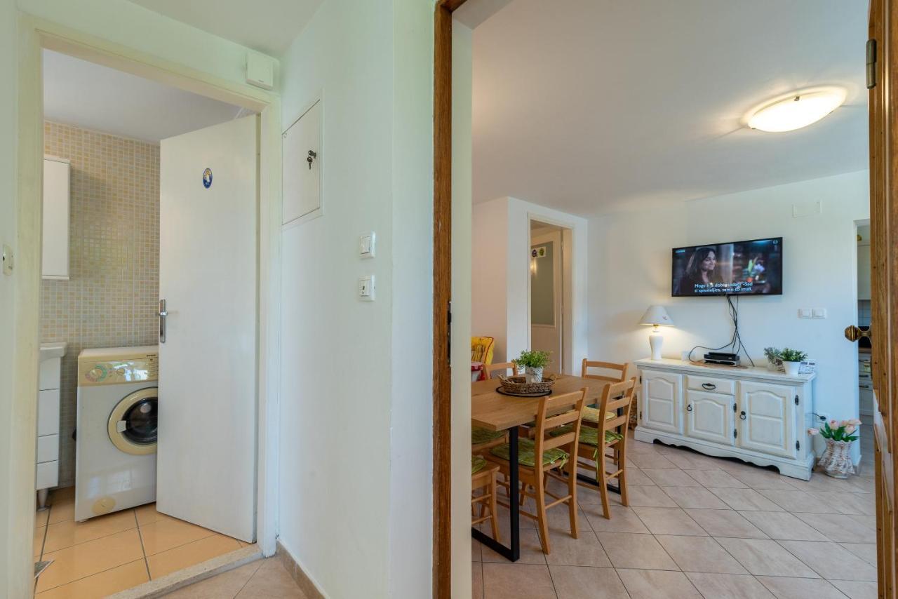 Apartment Hrabar Longo Traù Esterno foto