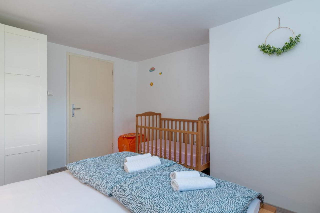 Apartment Hrabar Longo Traù Esterno foto