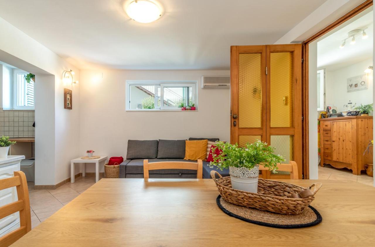 Apartment Hrabar Longo Traù Esterno foto